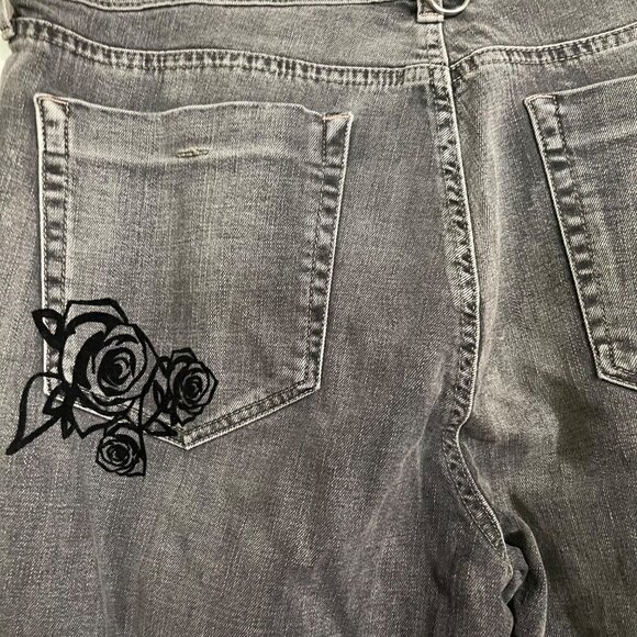 Jessica Simpson Womens Gray Mika Best Friend Floral Embroidered Cropped Jeans 31 - Picture 7 of 10